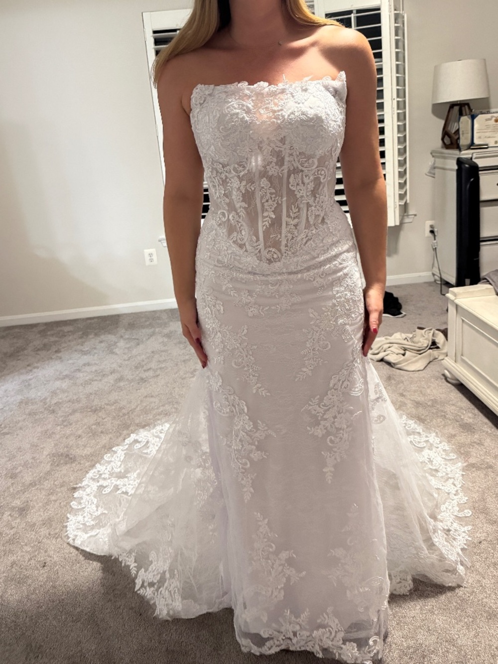 Strapless wedding dress